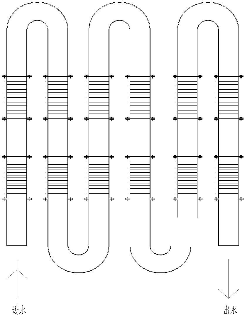 Screen plunger piston flow electrolyzing device and method for treating organic wastewater