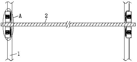 Device for fixing straining pieces between urban utility tunnel construction formworks