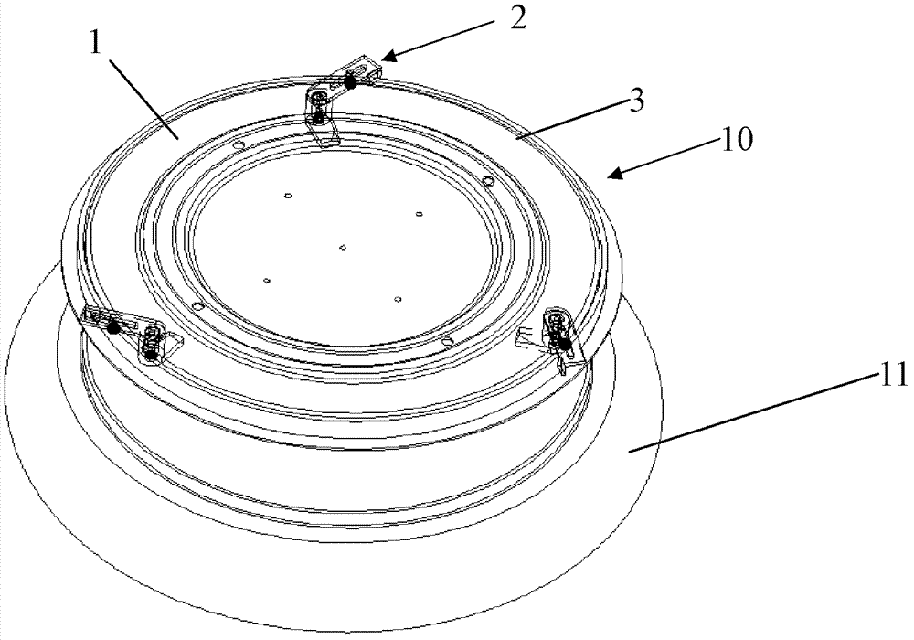 Base and lighting device including the base