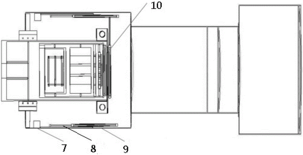 Magnetic positioning replacement device for light filter