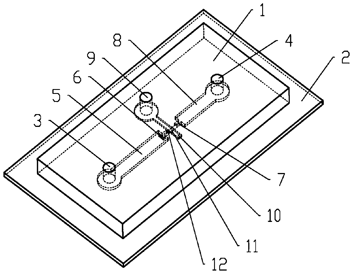 A microfluidic valve and a microfluidic control method thereof