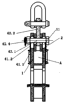 Wind power blade demoulding hoisting clamp and wind power blade demoulding method