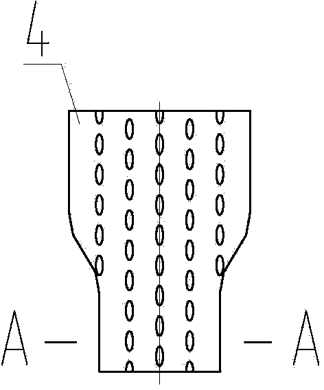 Sand control completion method for drawing and expanding sand screen underground and tool thereof