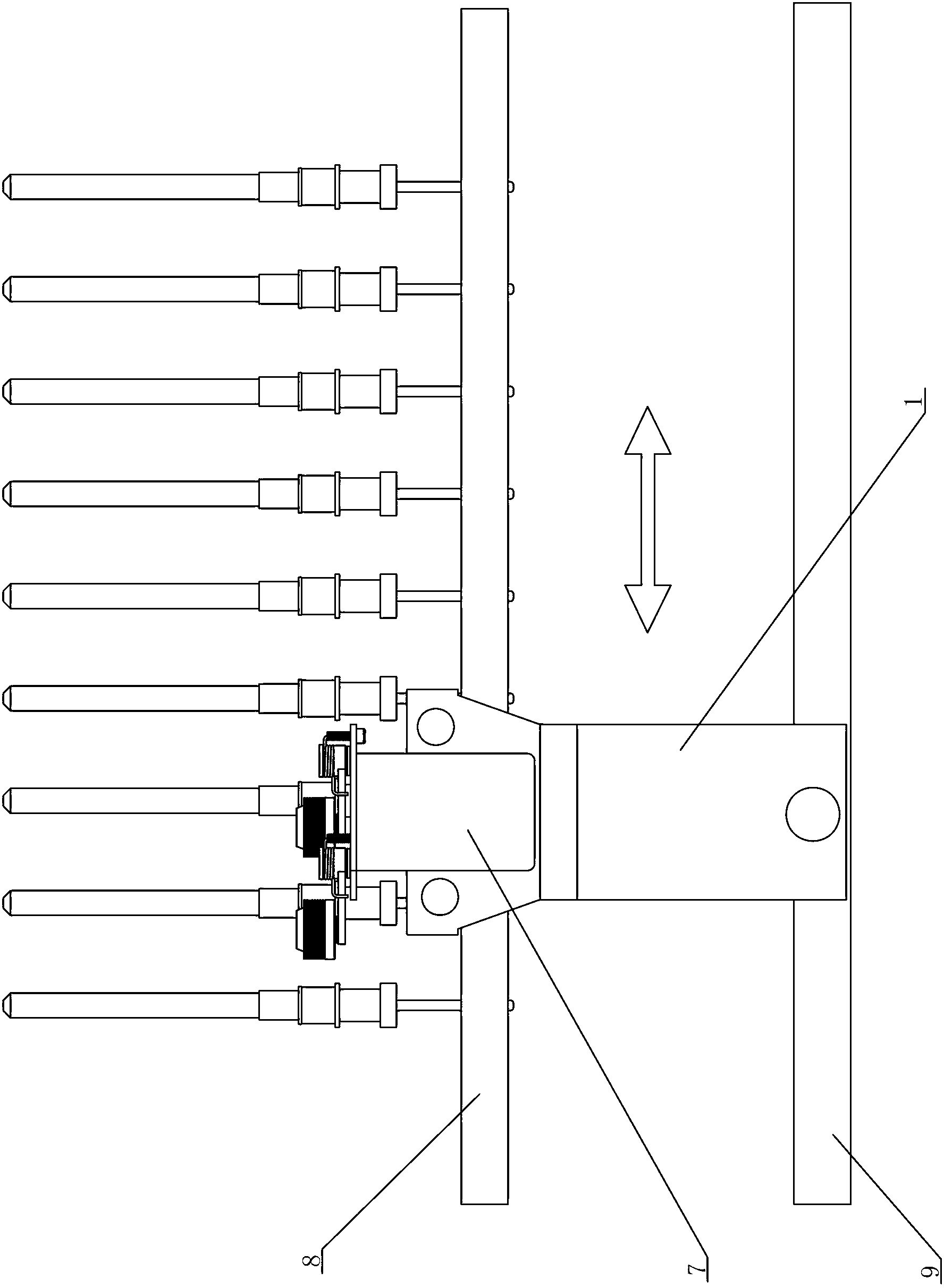 Device for automatically cleaning tail yarn