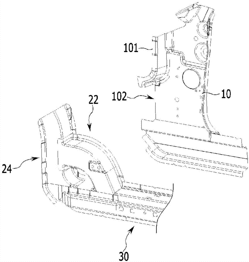 Vehicle body reinforcing structure