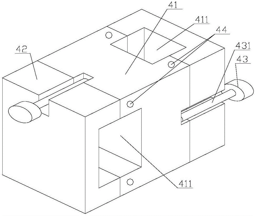 Intelligent traffic condition information acquisition system with height-adjustable cross rod