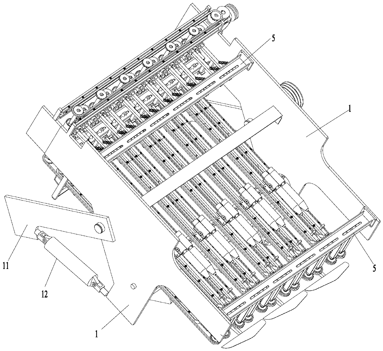 Earth and garlic separating mechanism of garlic harvester