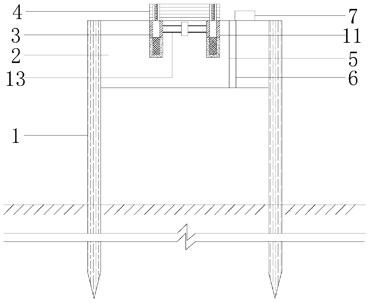 Damping structure and damping method for wave-permeable breakwater