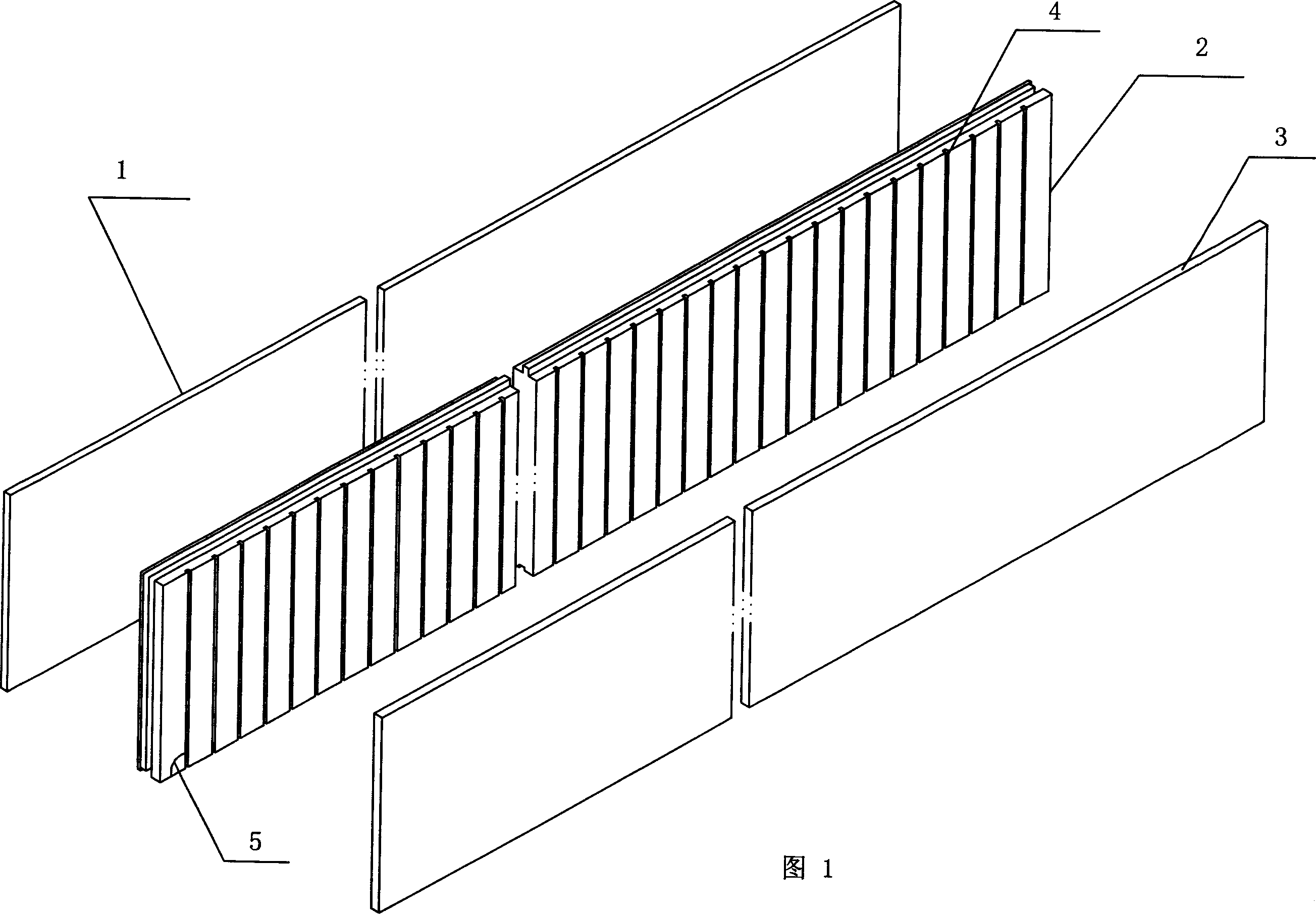 Equalizing three-layered wood compound floor board and mfg. method