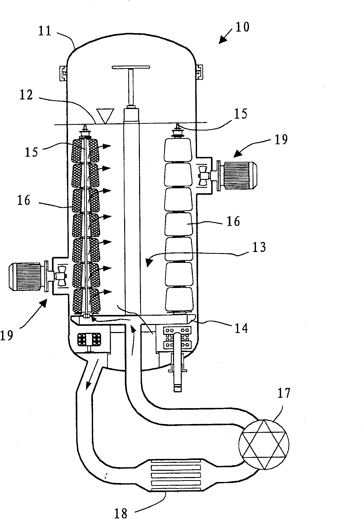 Dyeing machine capable of improving bath liquid distribution status and circulation