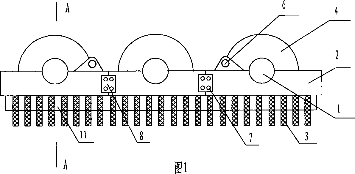 Hoisting electromagnet for elevating steel pipe