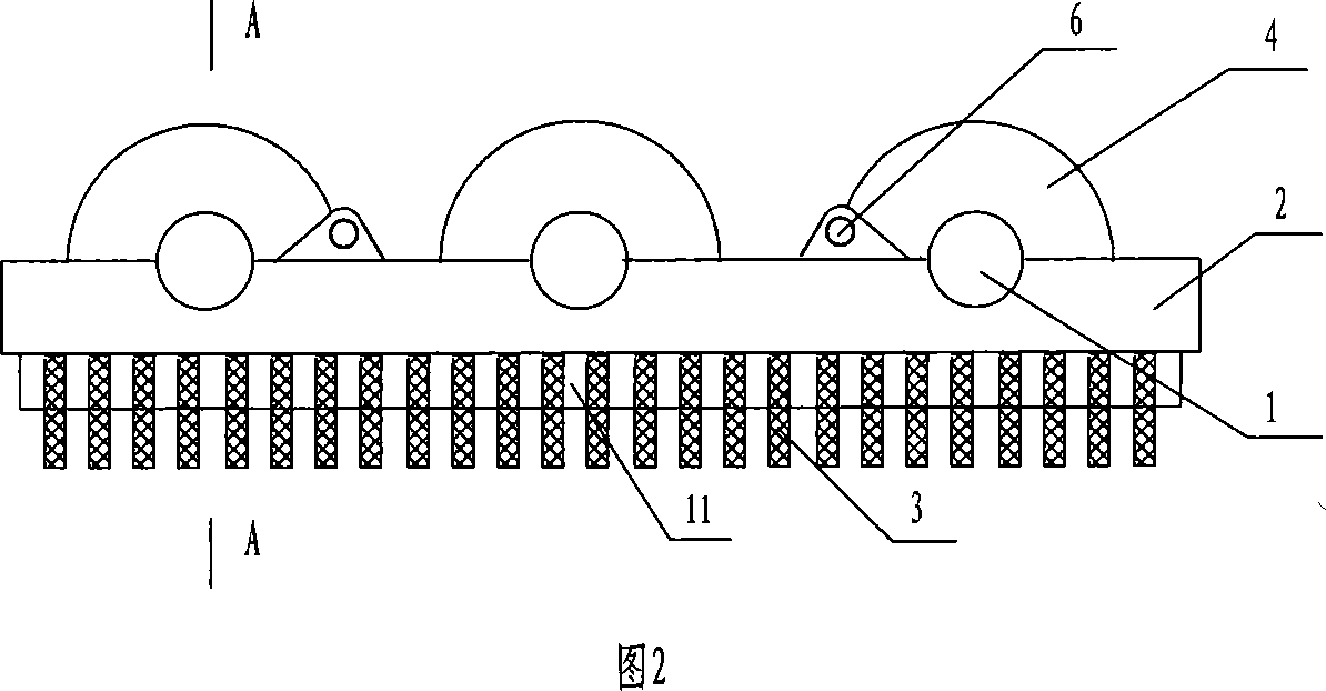 Hoisting electromagnet for elevating steel pipe