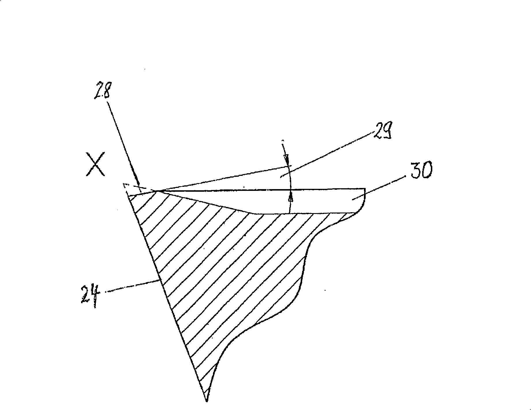 Method of grinding an indexable insert and grinding wheel for carrying out the grinding method