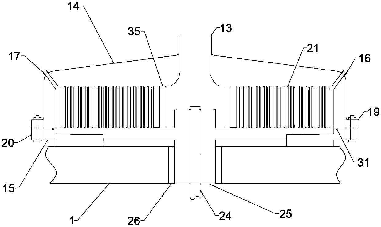 Bread whipping mechanism with automatic material gathering function