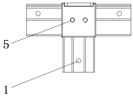 Three-dimensional cross and manufacturing process thereof