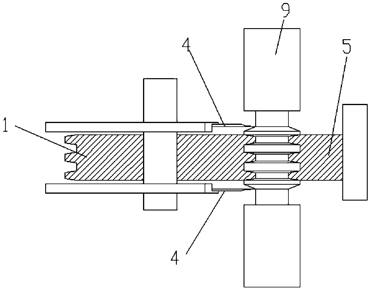 Plastic bottle airbag cutting device and method