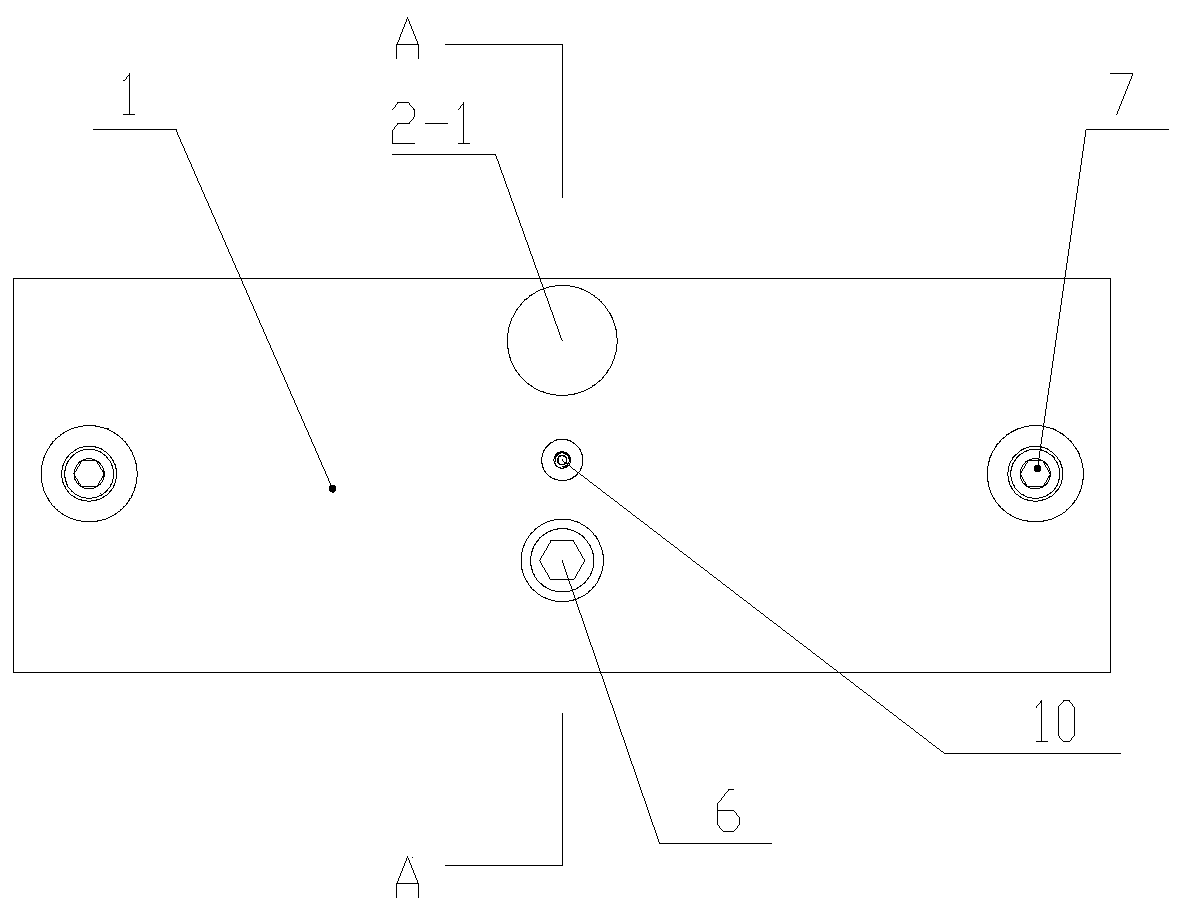 Lubricating and cooling device and method for walking box of coal mining machine