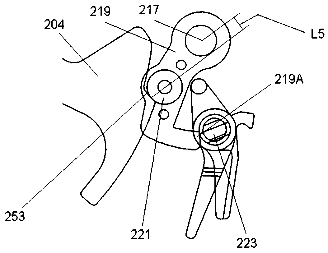 The secondary locking mechanism of the operating mechanism of the circuit breaker