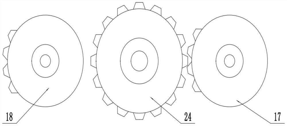 Intermittent circulating two-sided flipping high-efficiency printing and dyeing device