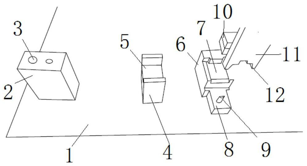 Automobile pipeline clamping device