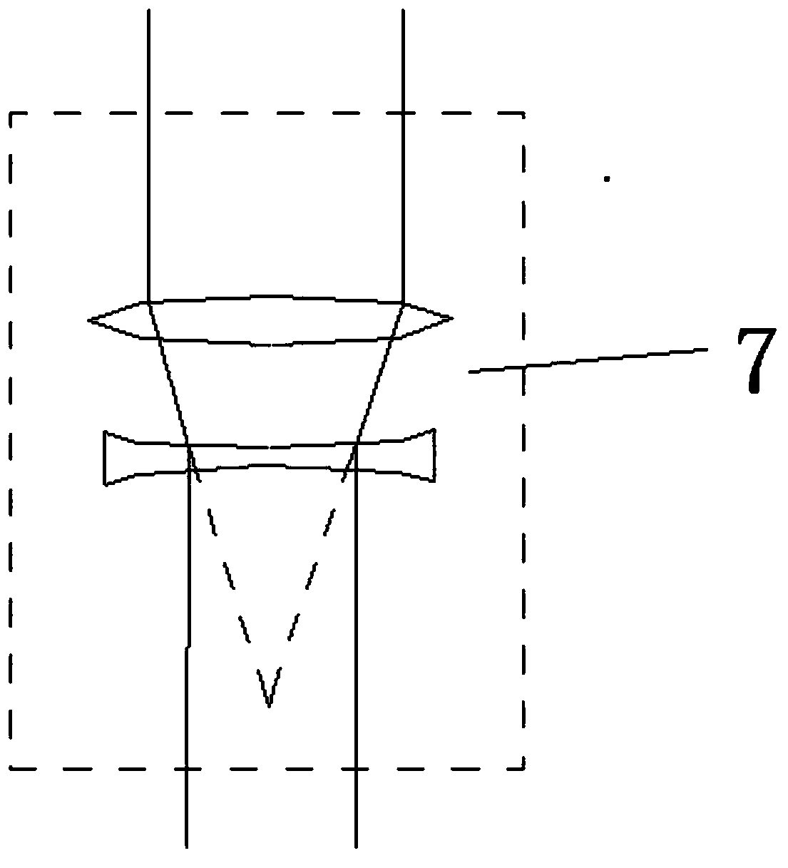 Focusing device and focusing method of laser cutting machine