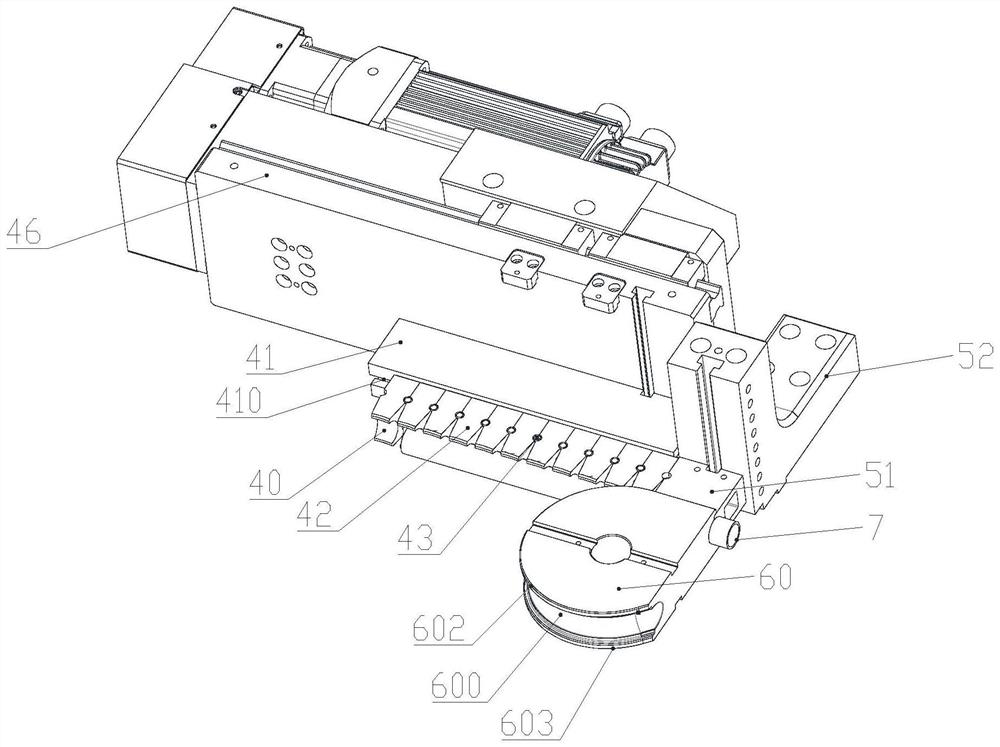 Pipe bending equipment and bent pipe machining method for inhibiting bent pipe from becoming elliptic