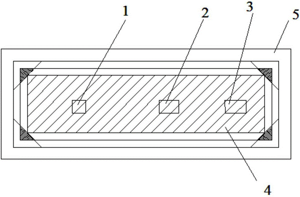 Infrared heating testing device and testing method for bituminous pavement