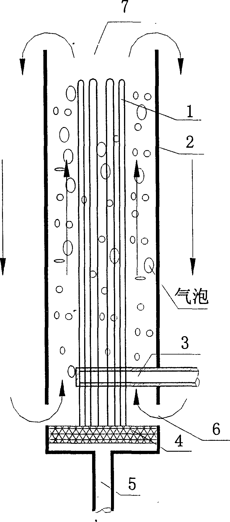 External pressure piller type hollow fiber films assemblies capable of air blast