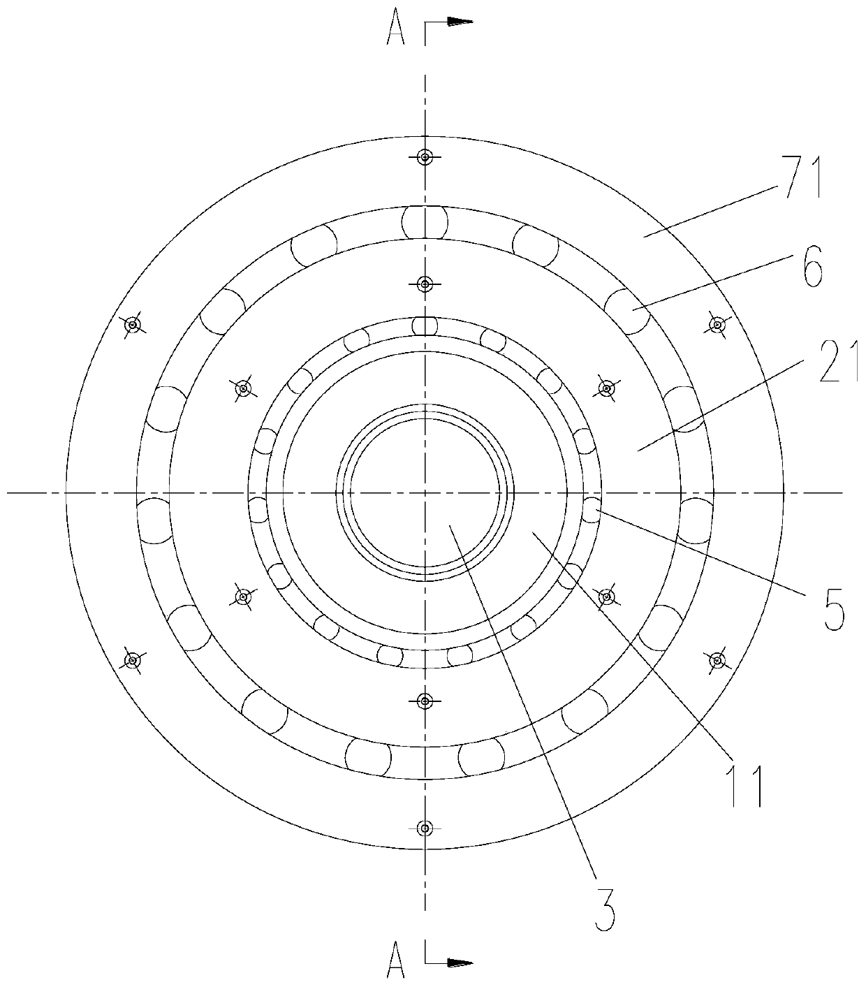 Protective bearing device with sliding blocks for eliminating clearance