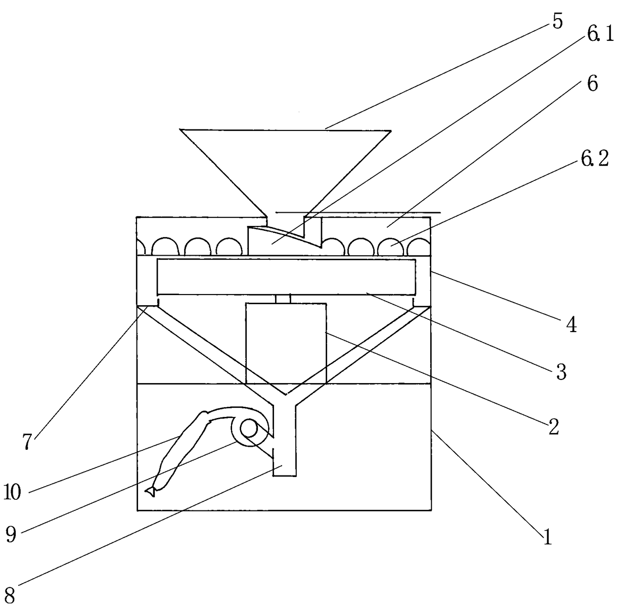 Garlic mill capable of performing peel rubbing