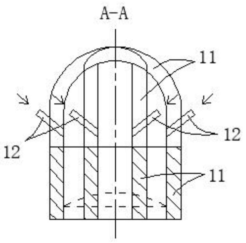 Smelting device and smelting method for iron ore containing lead and zinc