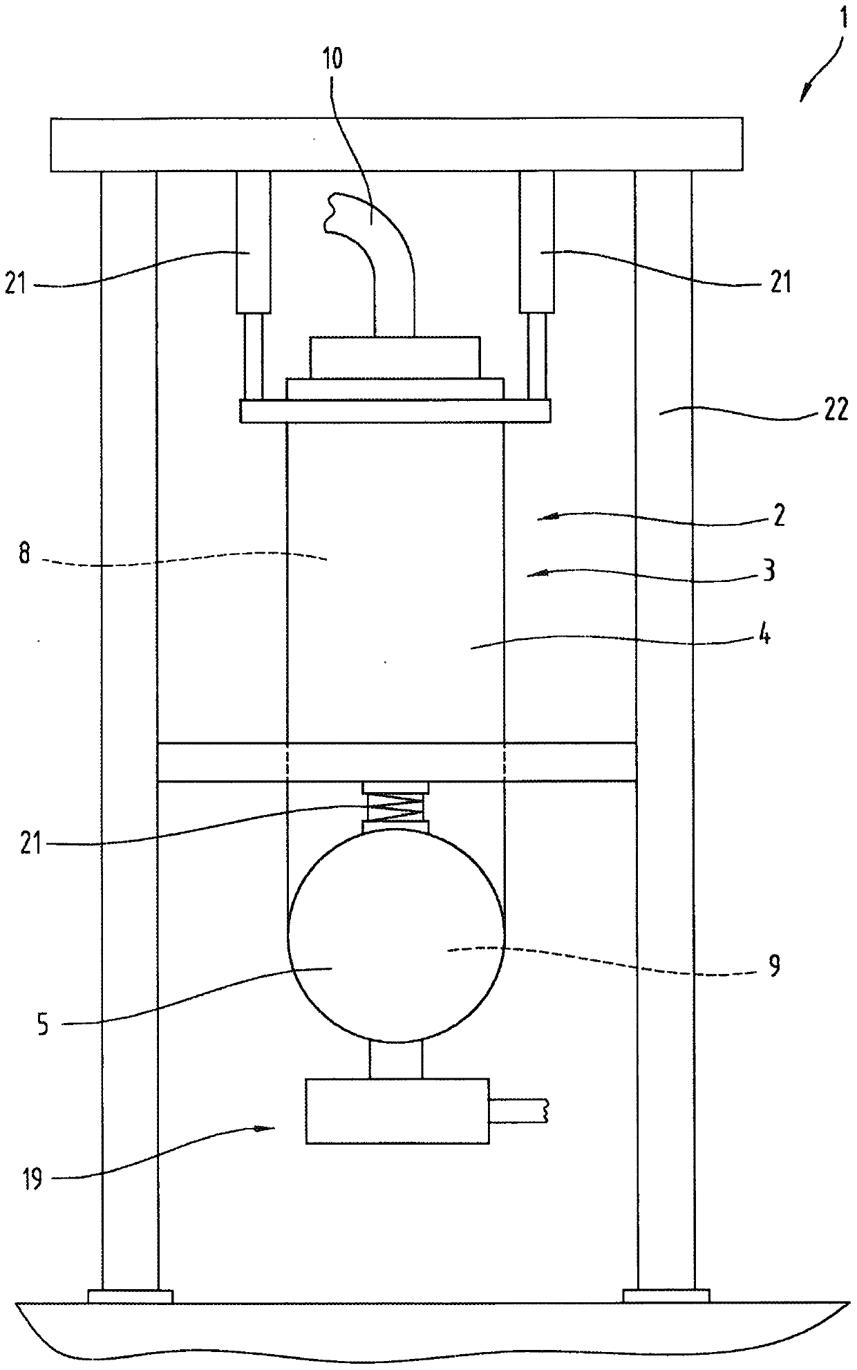 Installation and method for treating a plastic melt