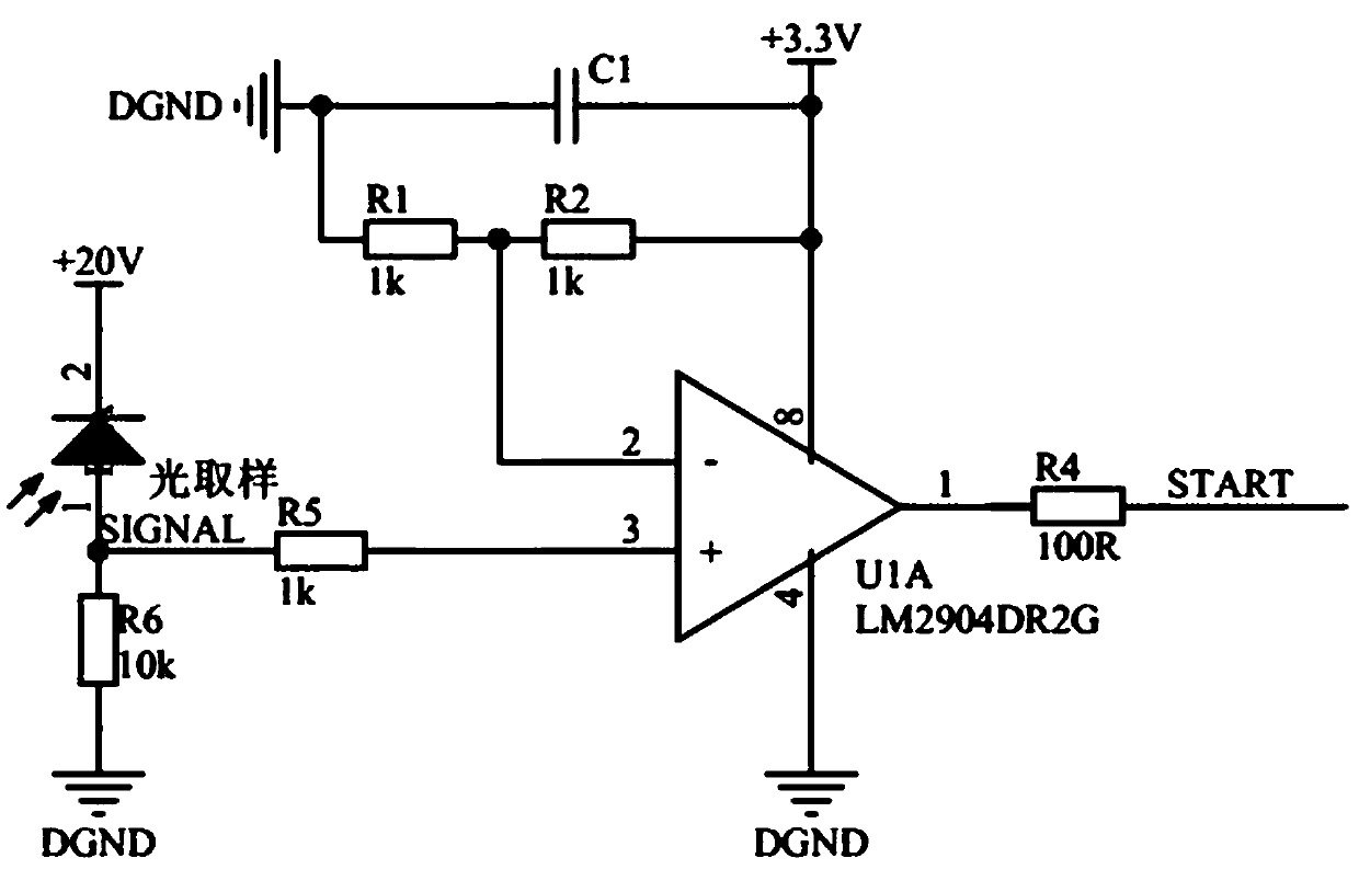 Light emitting detection circuit suitable for self-detection of laser range finder