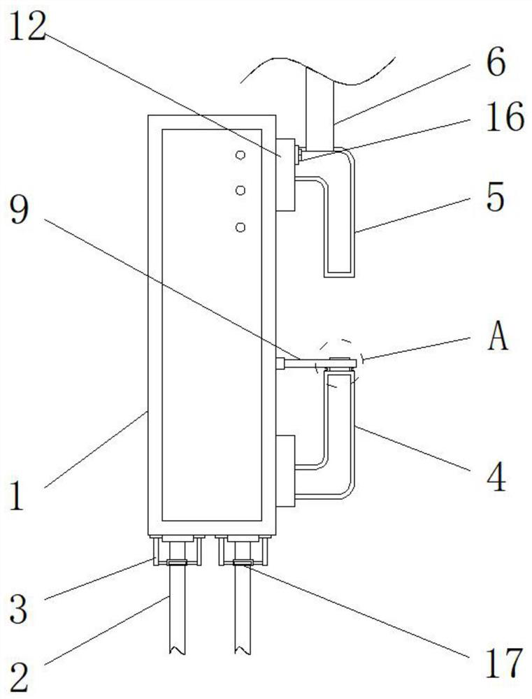 A tower lifting device that can effectively reduce the failure of the moment limiter