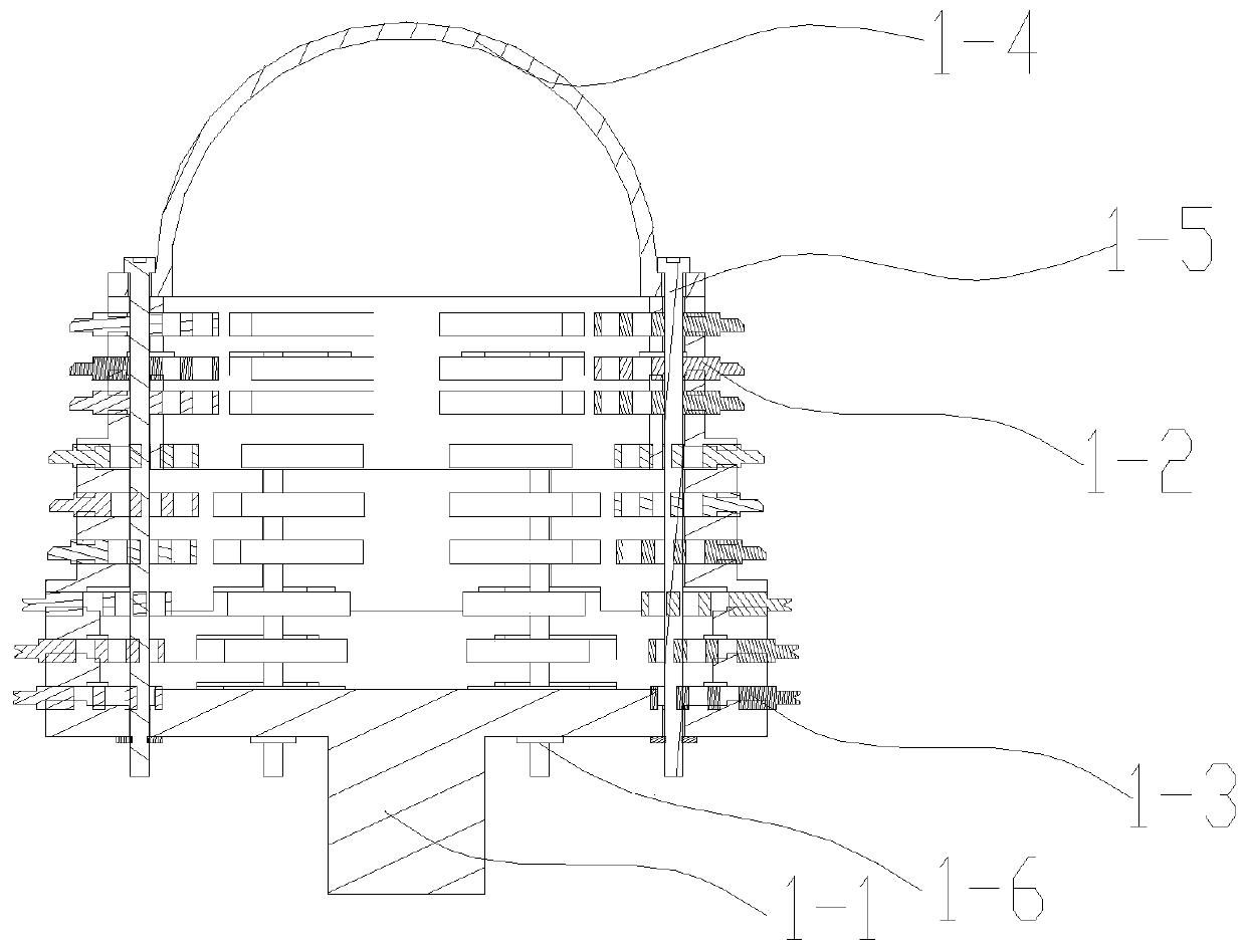 Vertical plastic crushing machine