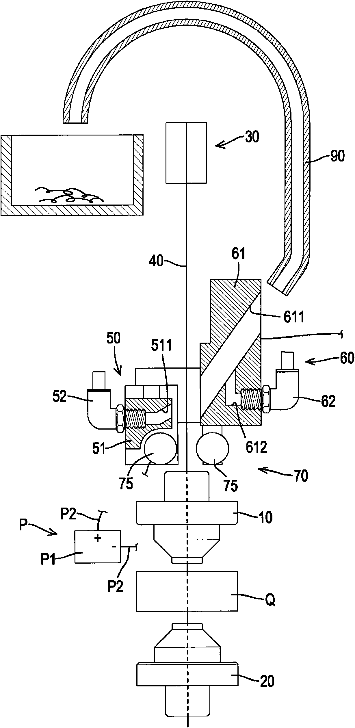 Automatic wire arranging device of wire cutting machine and automatic wire arranging method thereof