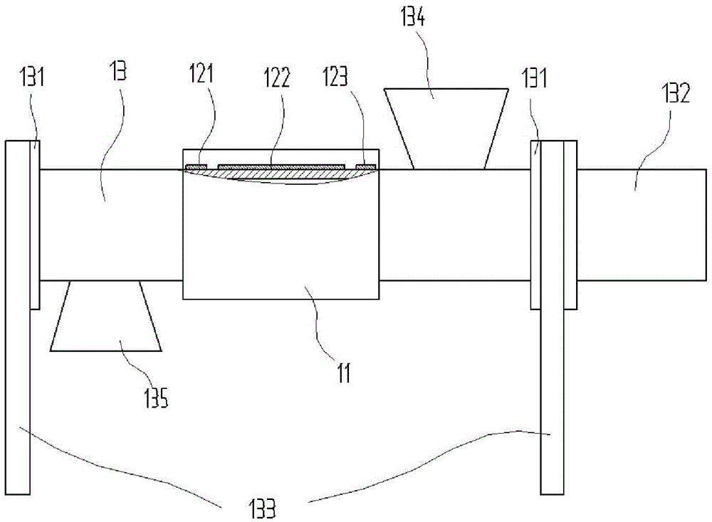 A powder flow pattern detection device in a spiral conveying pipe and a compression sensing flow pattern identification method