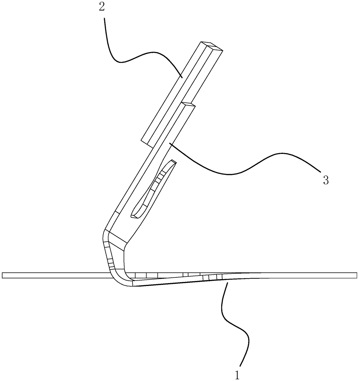 Auxiliary shaving element for blade on shaving equipment