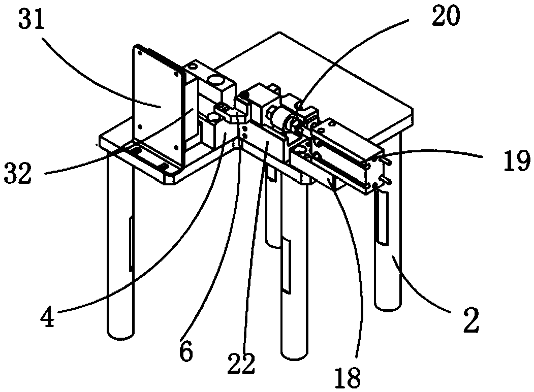 Staggered feeding mechanism