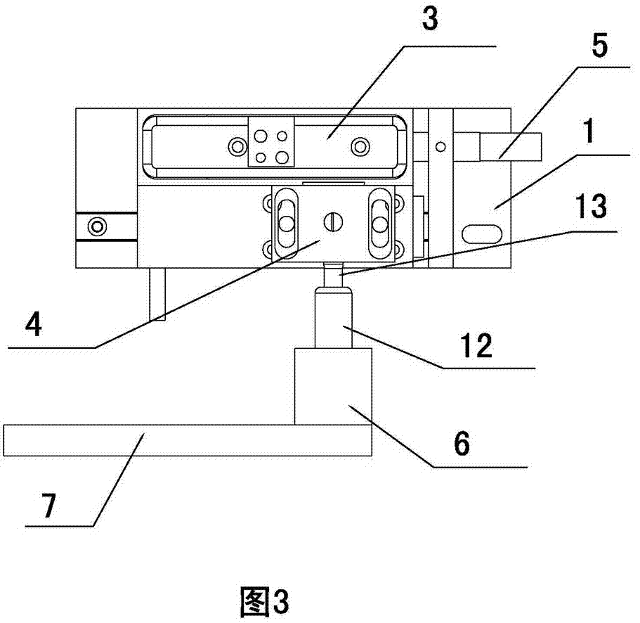 Automatic air blowing dust collector of aluminum electrolytic capacitor