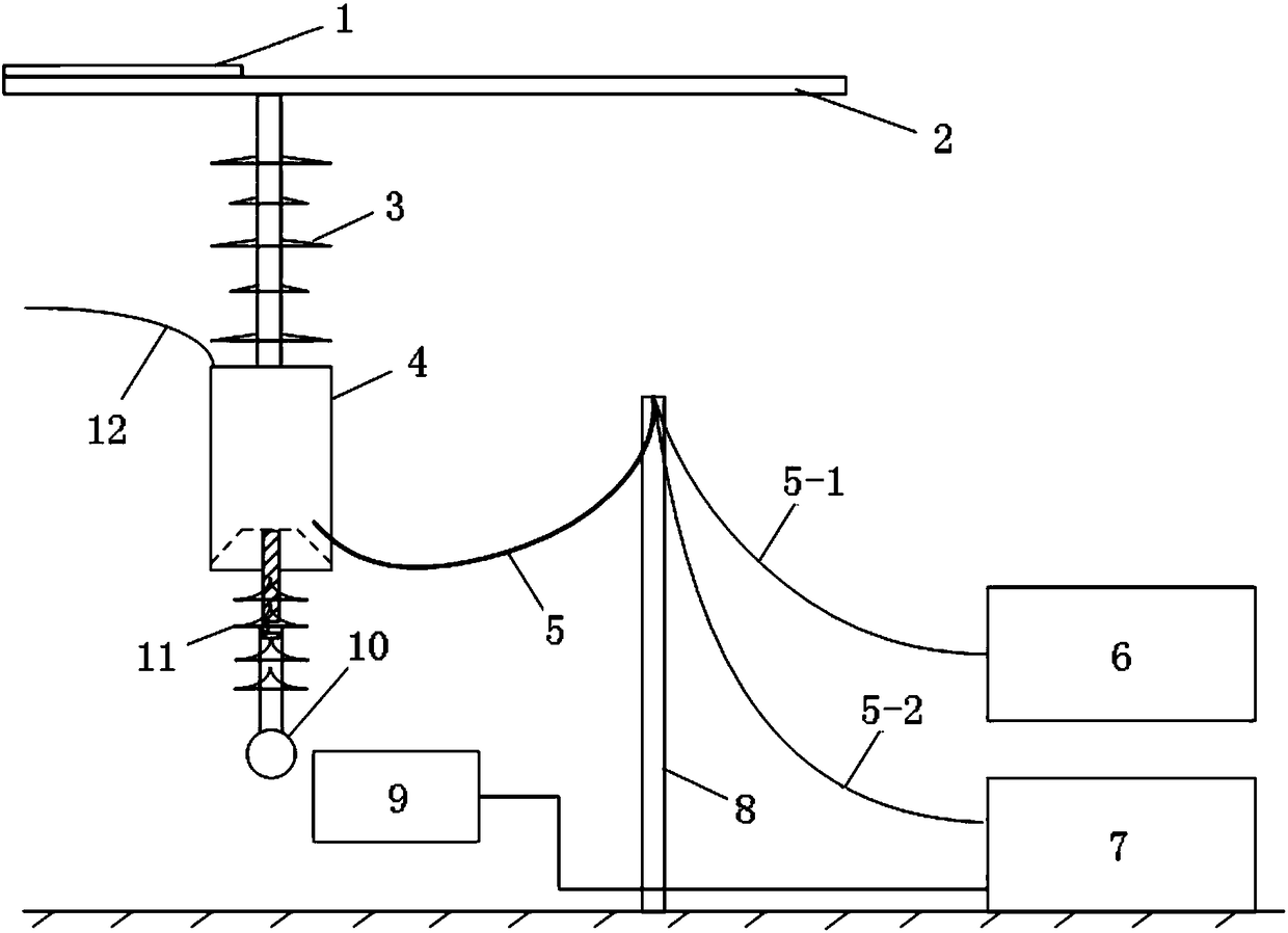 High-potential current acquisition system with rain-proof function