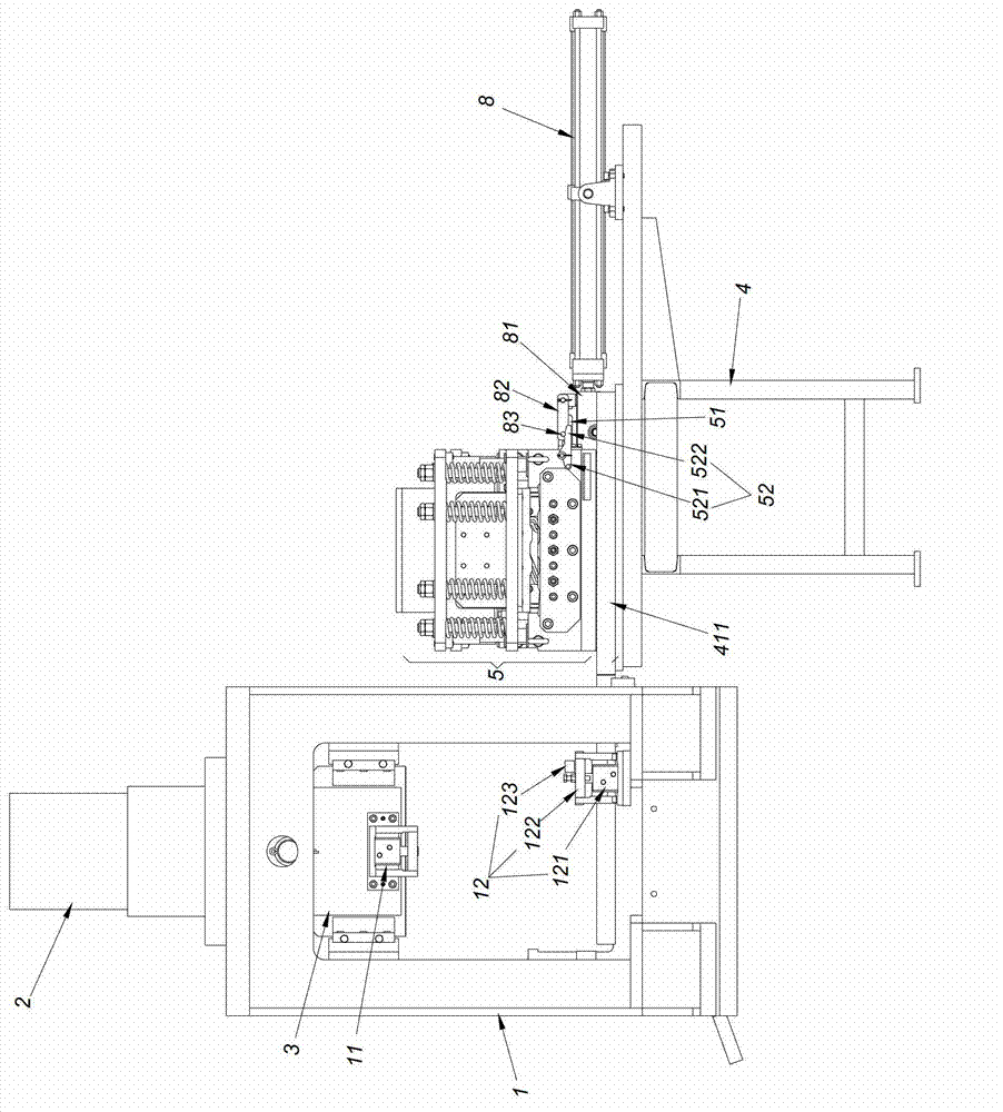 Punching shear punch capable of automatically changing tools