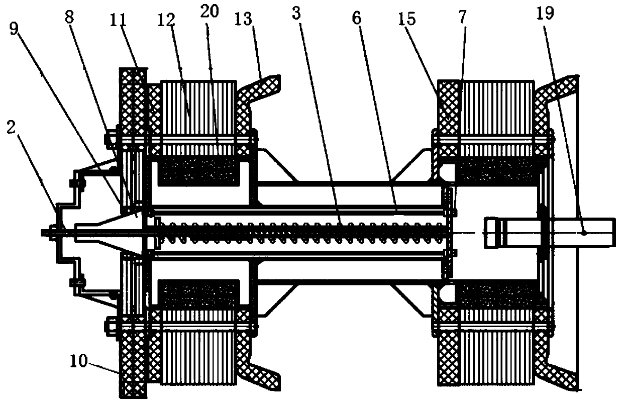 Automatic compensating type magnetic descaling pipe clearing device