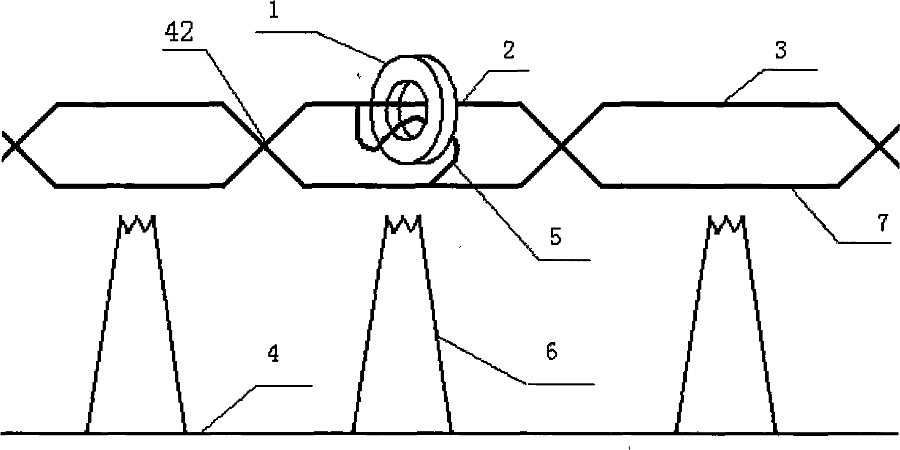 A device for covering surface of melting wires, poles and insulators in transmission line with ice