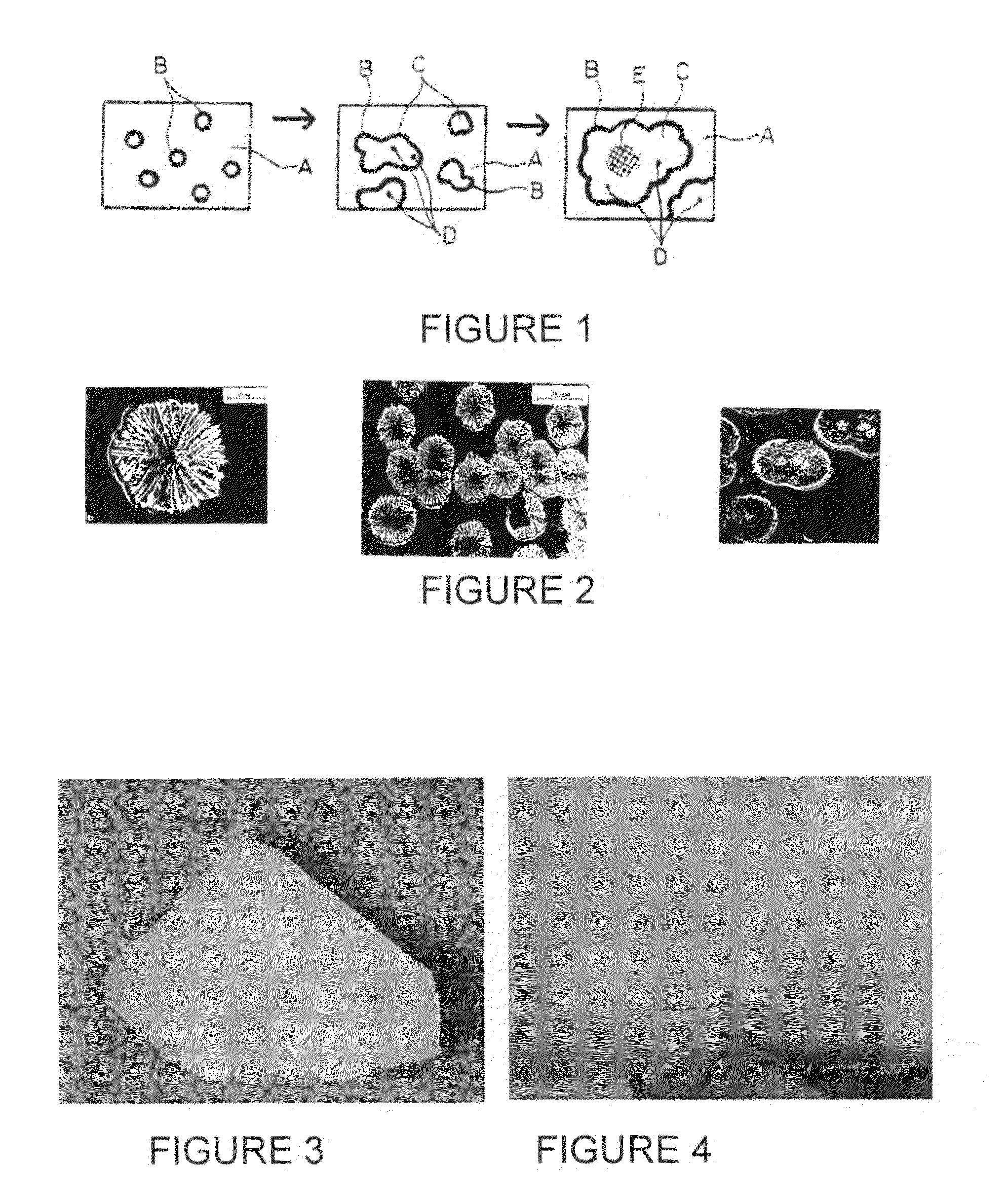 Quartz glass crucible and method for treating surface of quartz glass crucible