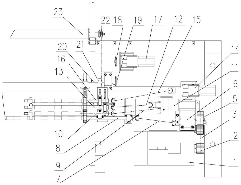 Drafting transmission device for roving frame