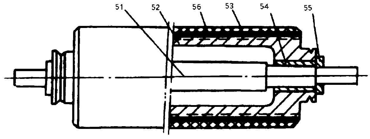 Yarn padding tank capable of saving impregnation liquid and realizing uniform dyeing and working method of yarn padding tank