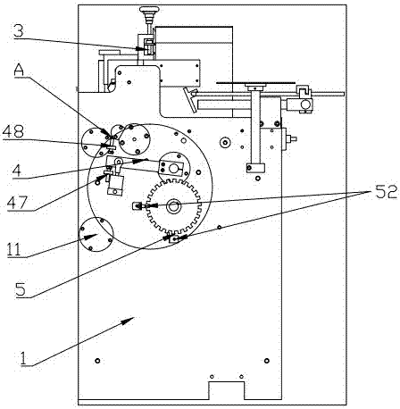 Paper feeding device of three-dimensional carton forming machine