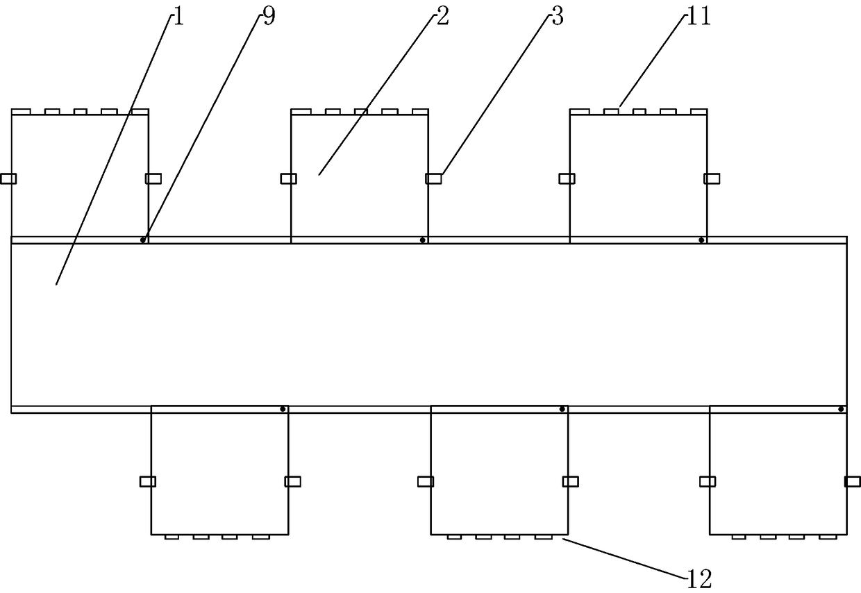 Mold for reinforcement framework stretching