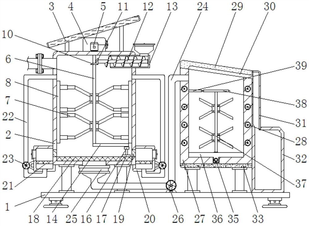 Distillation type seawater desalination device capable of automatically cleaning sea salt based on photo-thermal energy